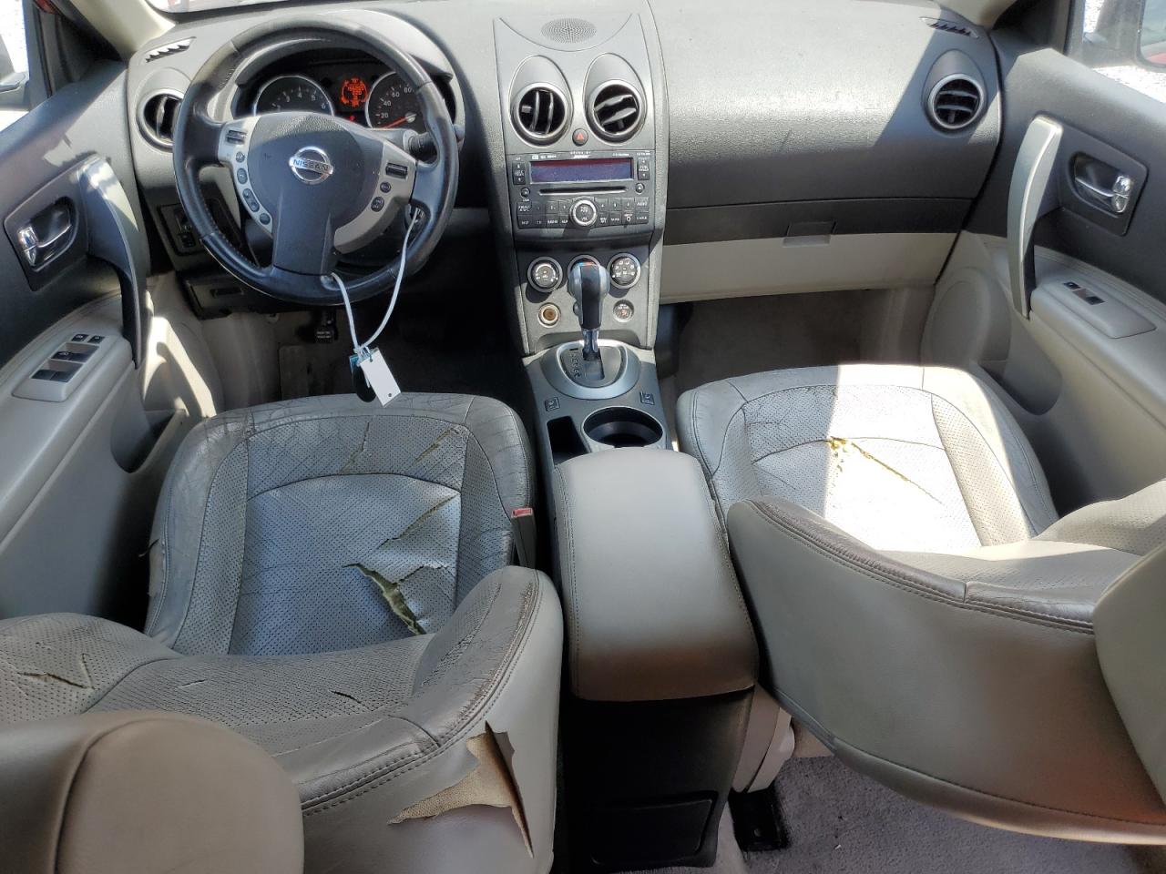 2010 Nissan Rogue - Image 8