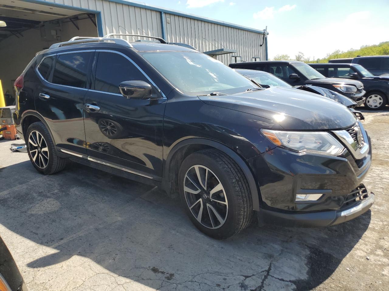 VIN 5N1AT2MV4KC788162 2019 NISSAN ROGUE no.4