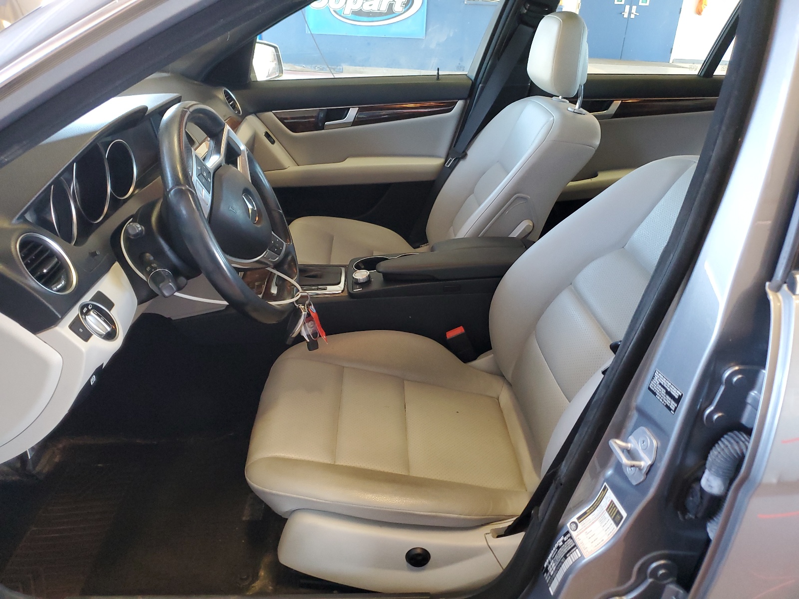 WDDGF8BB5CA596785 2012 Mercedes-Benz C 300 4Matic