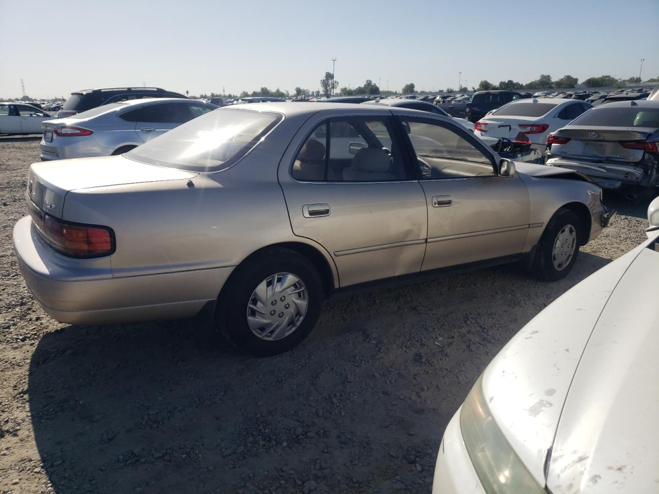 JT2SK12E7R0255638 1994 Toyota Camry Le