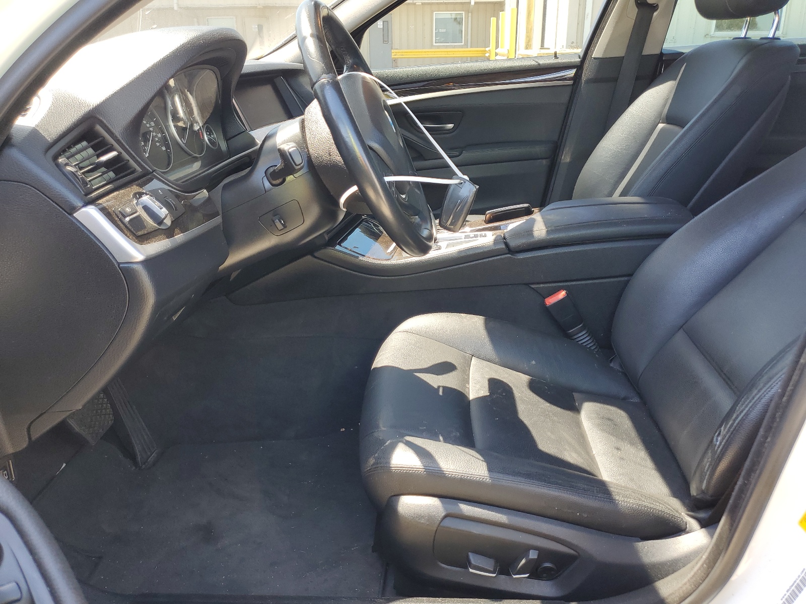 WBA5A5C57FD524204 2015 BMW 528 I