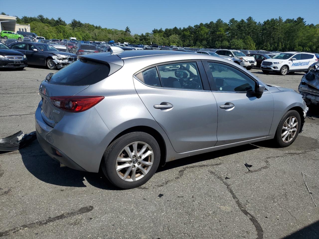 2014 Mazda 3 - Image 3