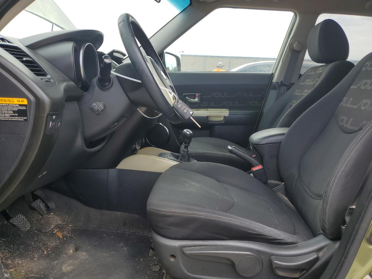 2012 Kia Soul + VIN: KNDJT2A6XC7361712 Lot: 56735274