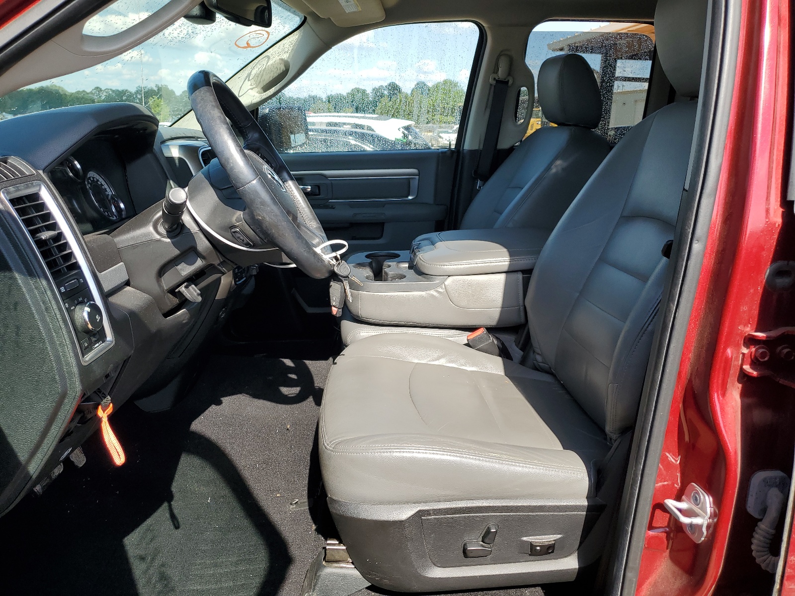 1C6RR7GT9DS654373 2013 Ram 1500 Slt