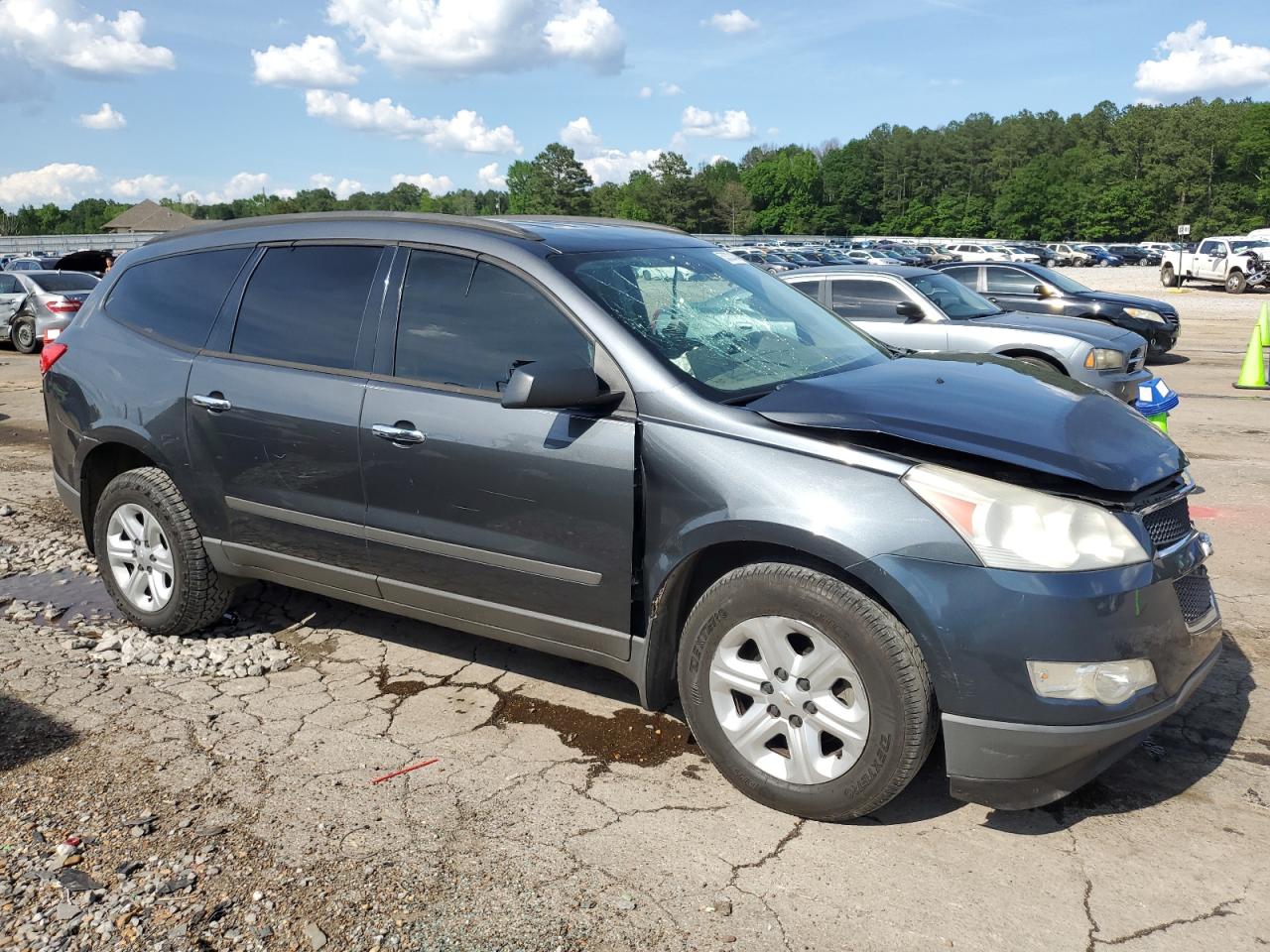 2011 Chevrolet Traverse Ls VIN: 1GNKREED0BJ273905 Lot: 53332404