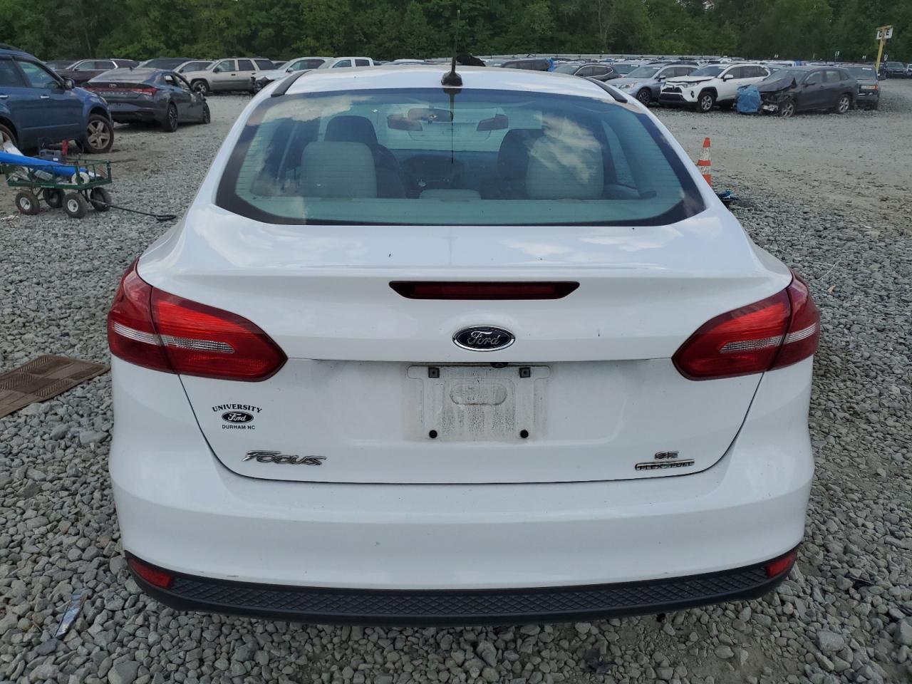 2016 Ford Focus Se VIN: 1FADP3F24GL271228 Lot: 53392624