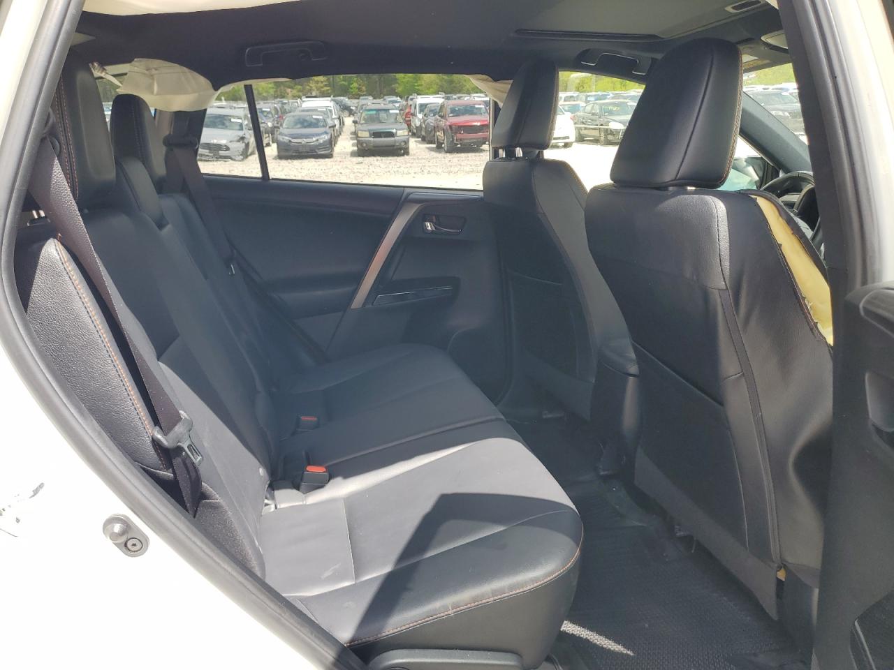 2018 Toyota Rav4 Se VIN: JTMJFREV7JJ739129 Lot: 54606454