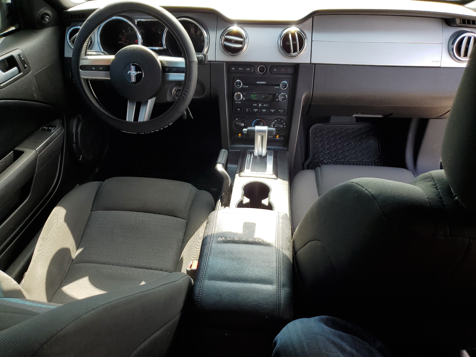 1ZVHT80N185112919 2008 Ford Mustang