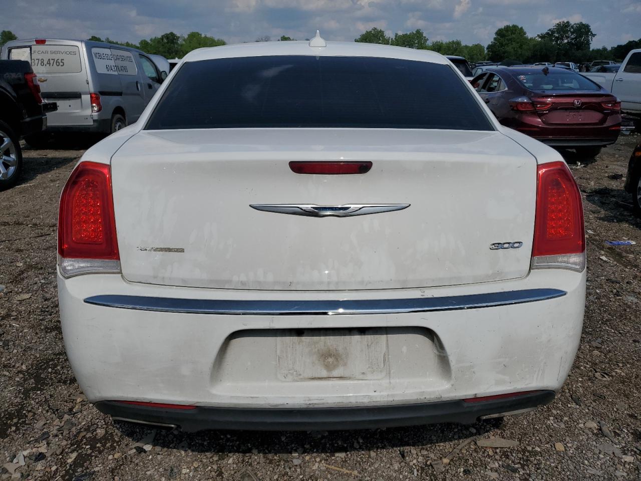 2C3CCAAG1FH838164 2015 Chrysler 300 Limited