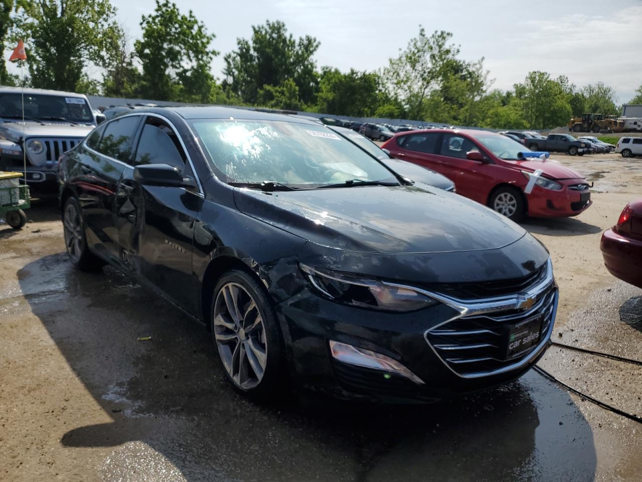 2021 Chevrolet Malibu - Image 4