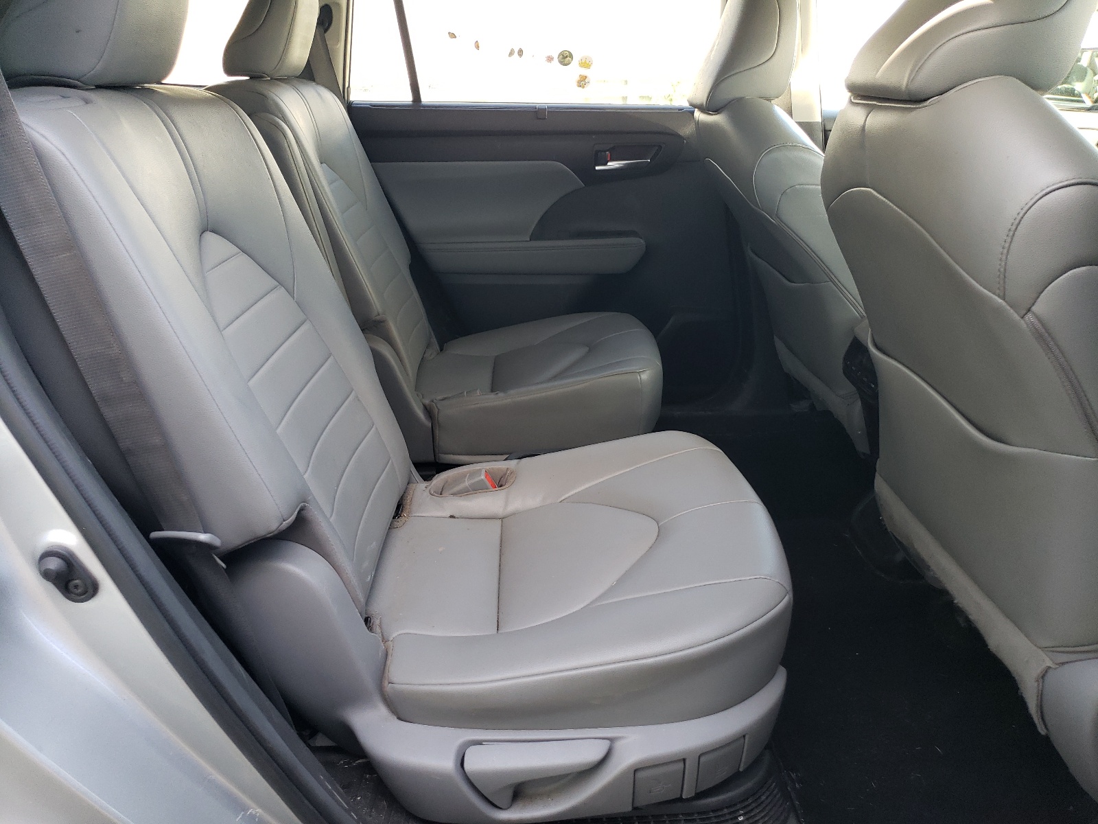 5TDHBRCH1MS536445 2021 Toyota Highlander Hybrid Xle