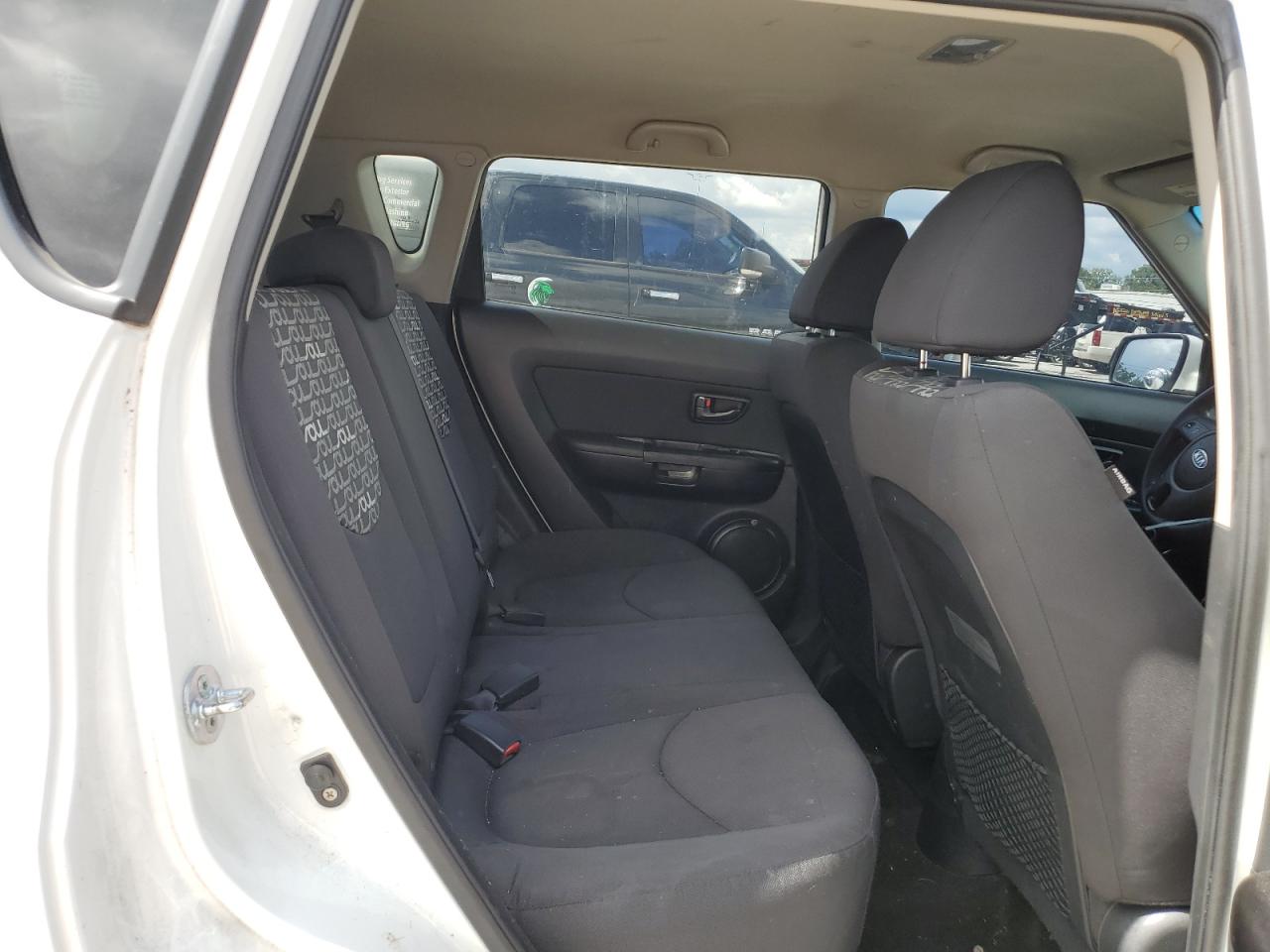 2011 Kia Soul + VIN: KNDJT2A21B7300809 Lot: 54526654