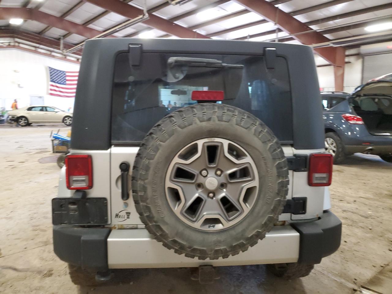 1J4BA5H12AL226874 2010 Jeep Wrangler Unlimited Sahara