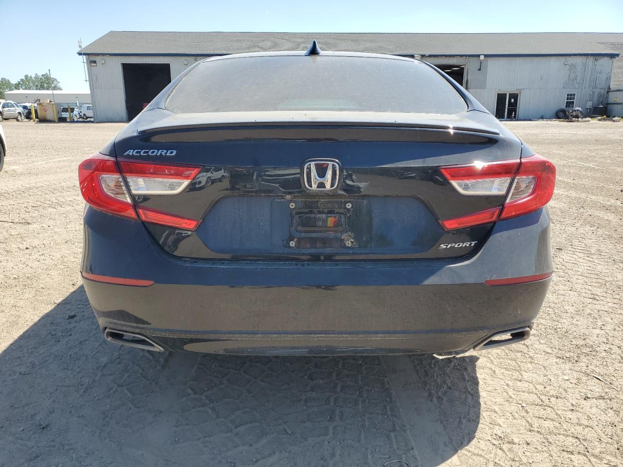 1HGCV1F33JA005874 2018 Honda Accord Sport