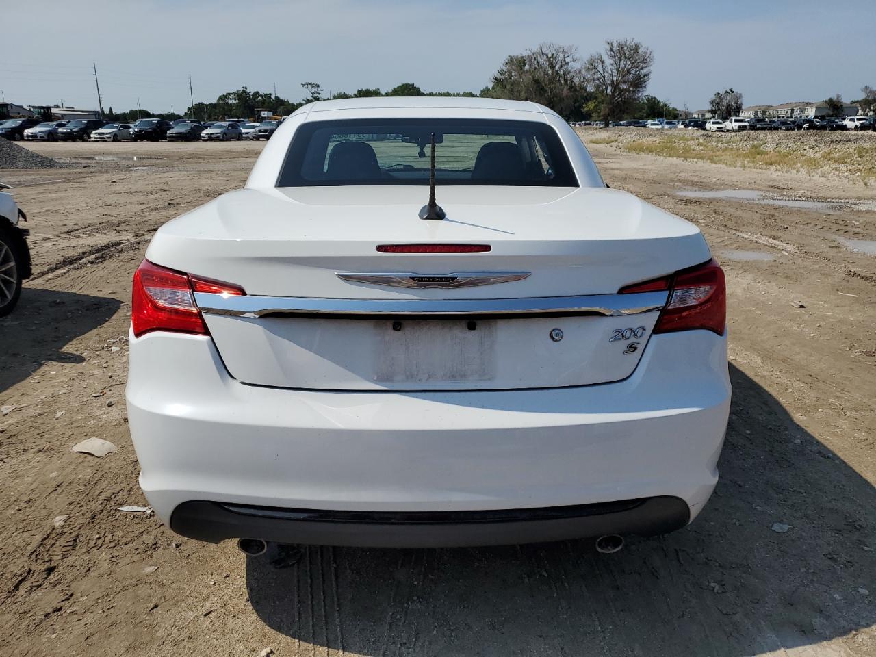 2014 Chrysler 200 S VIN: 1C3BCBGG6EN135237 Lot: 55116664