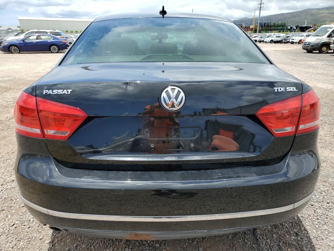 1VWCN7A39EC031833 2014 Volkswagen Passat Sel