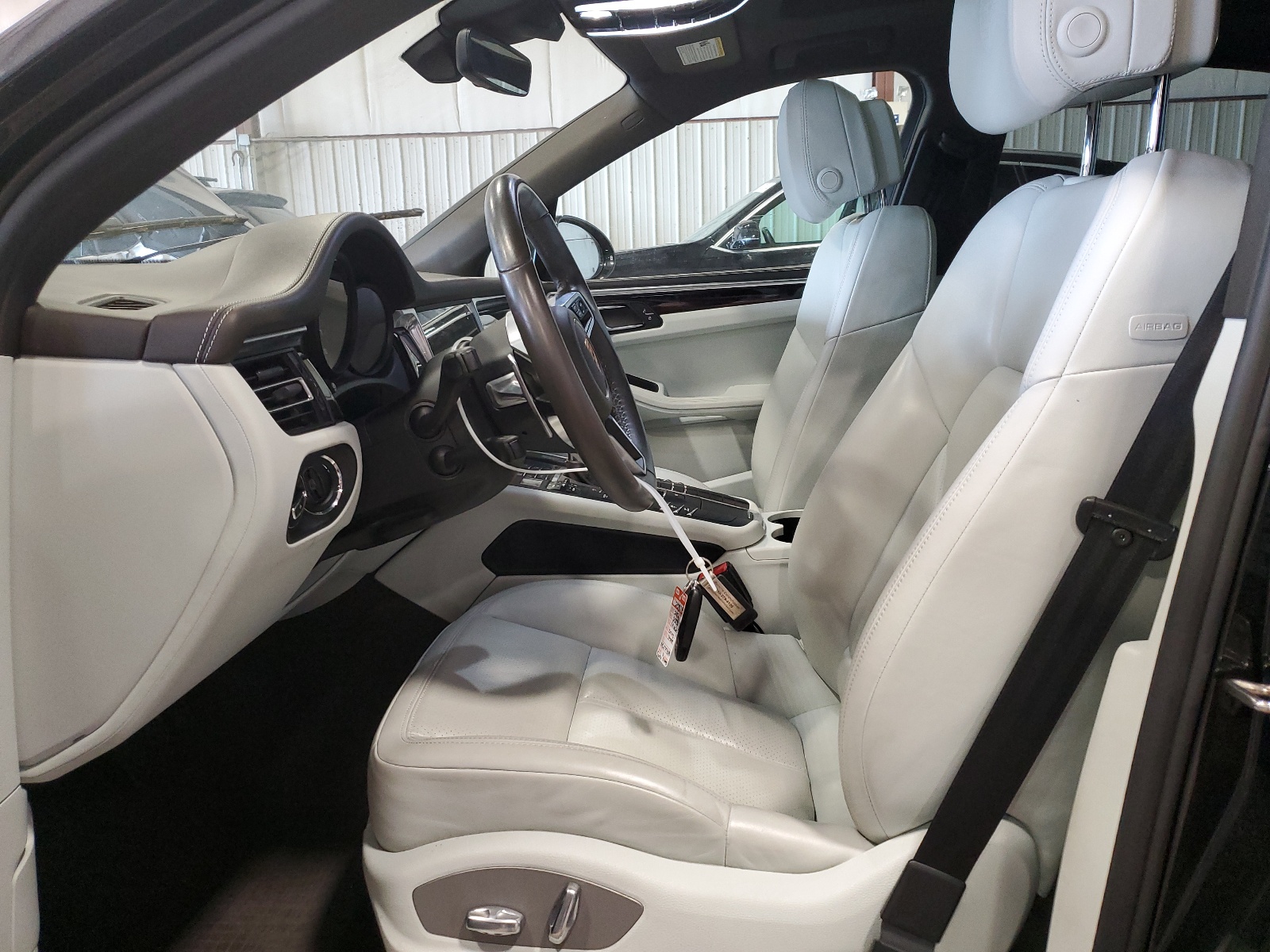 WP1AA2A52MLB10851 2021 Porsche Macan