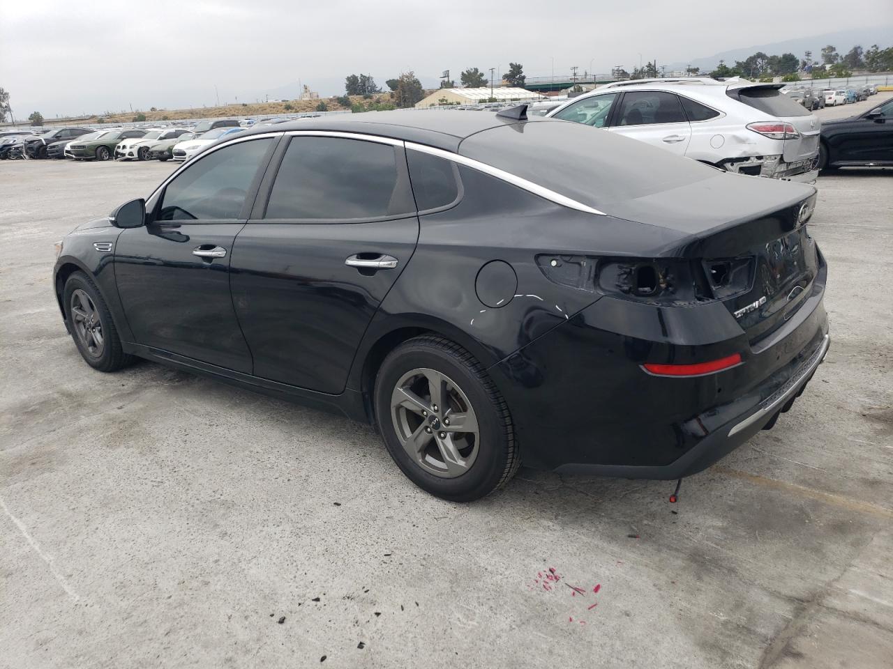 2019 Kia Optima - Image 2