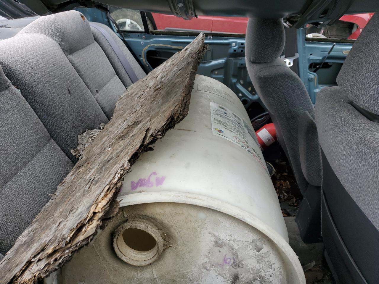 1999 Honda Civic Lx VIN: 2HGEJ6673XH549273 Lot: 55960134