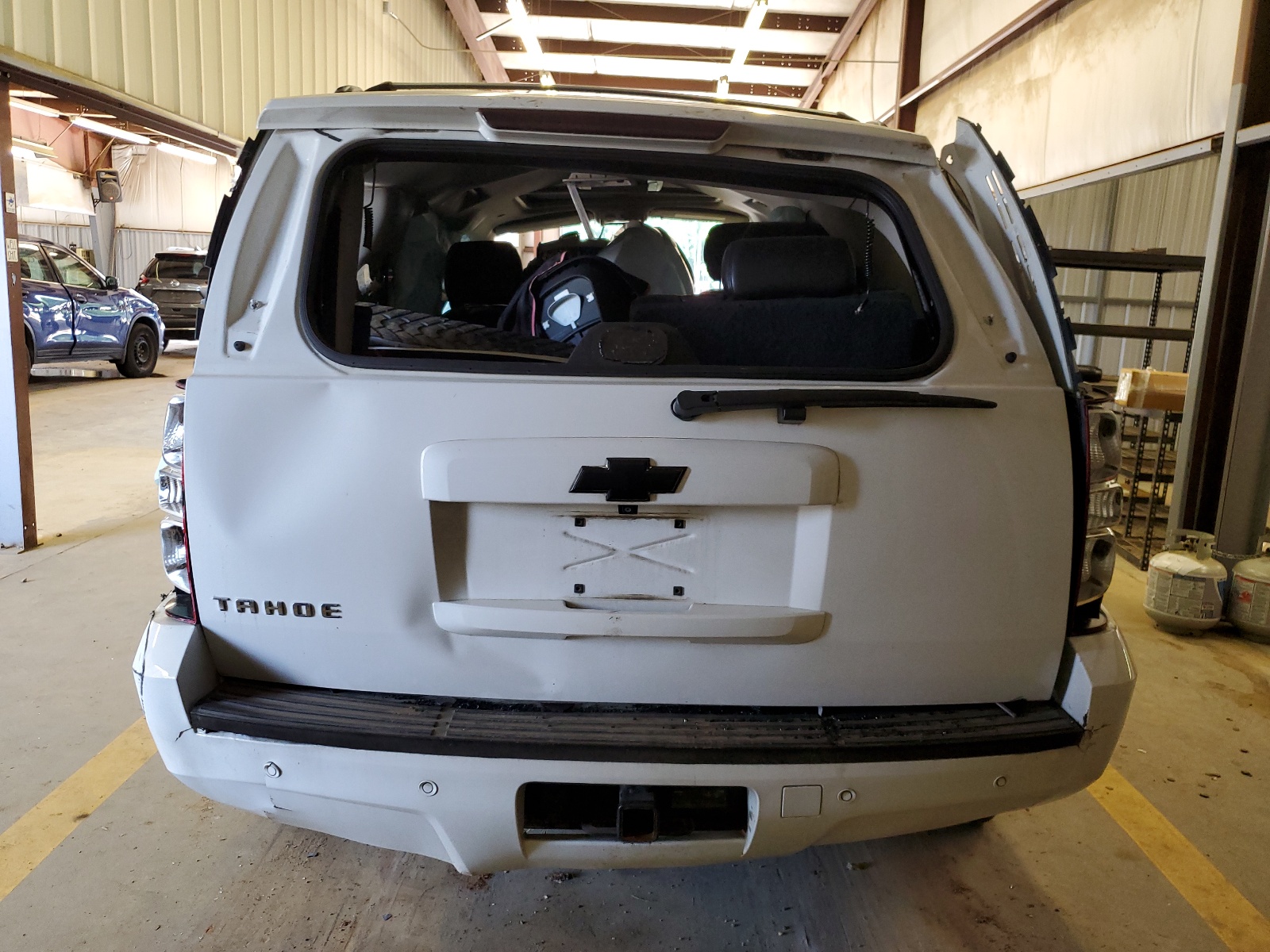 1GNSKBE02DR277085 2013 Chevrolet Tahoe K1500 Lt