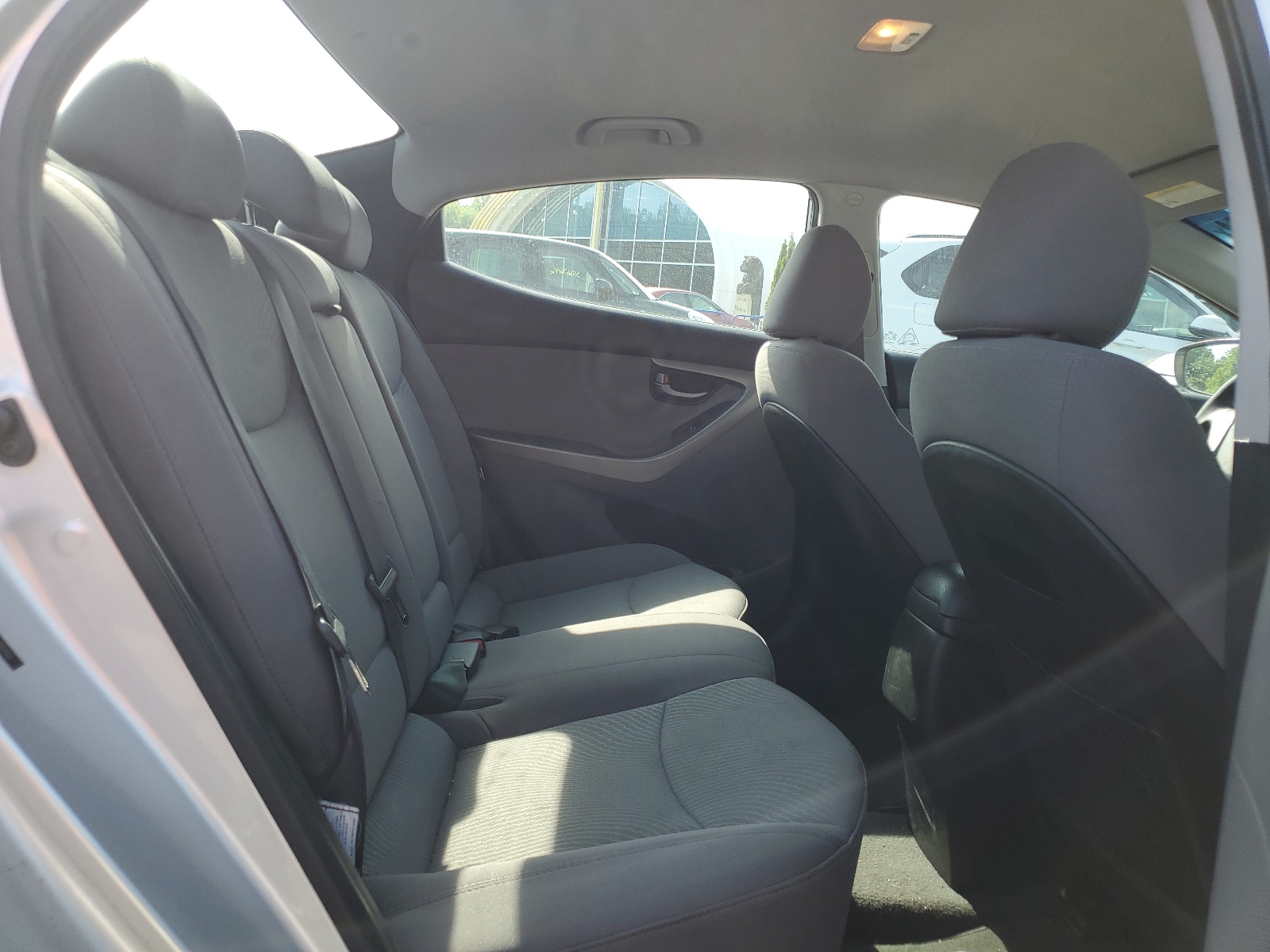 5NPDH4AE2FH598440 2015 Hyundai Elantra Se