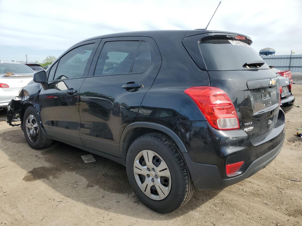 3GNCJKSBXHL223365 2017 CHEVROLET TRAX - Image 2