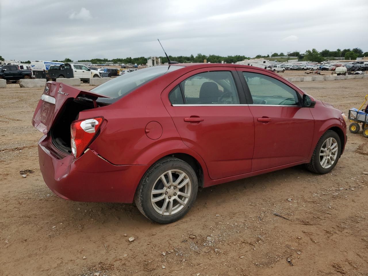 2013 Chevrolet Sonic - Image 3