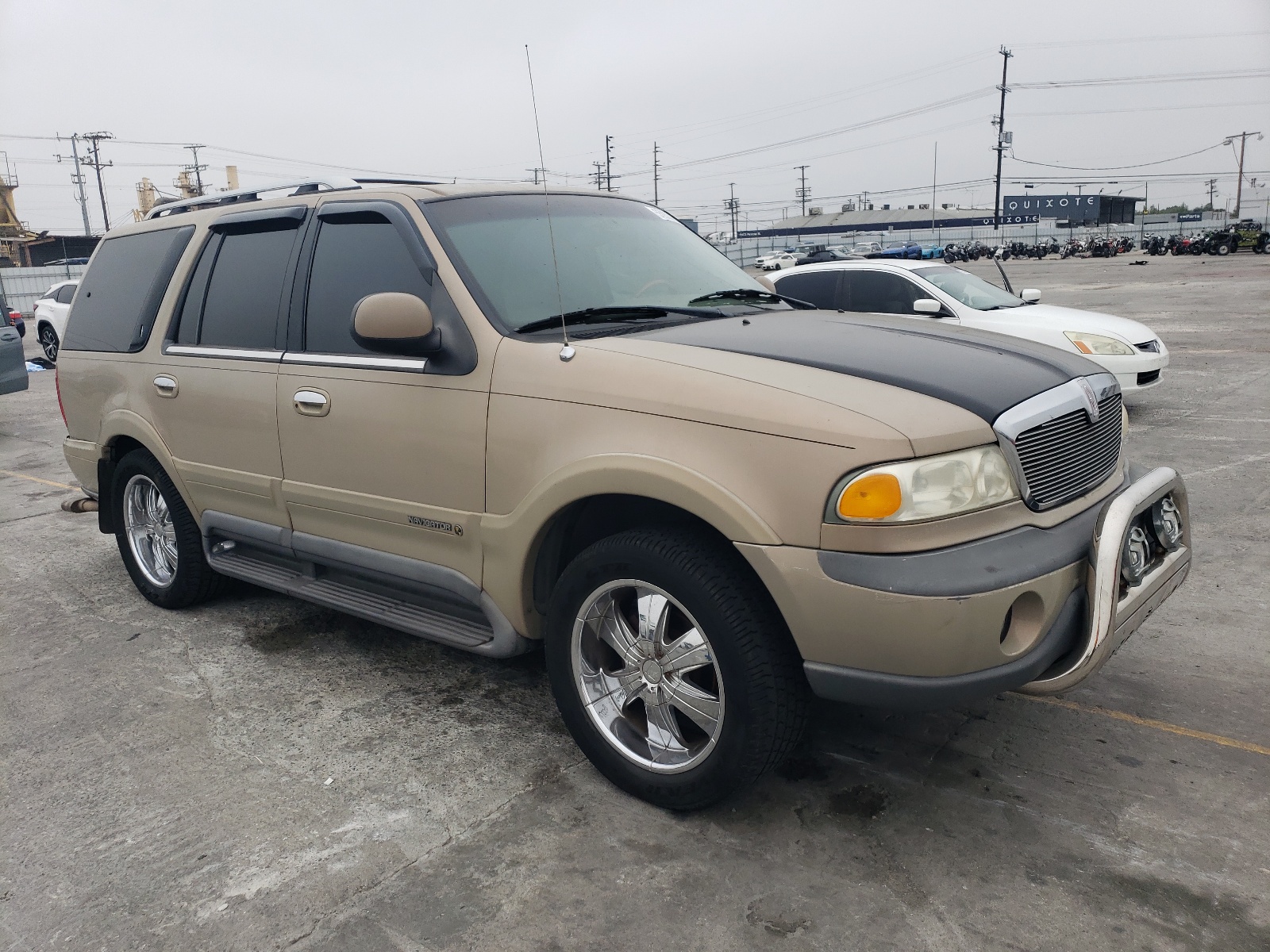 5LMPU28L3WLJ49113 1998 Lincoln Navigator