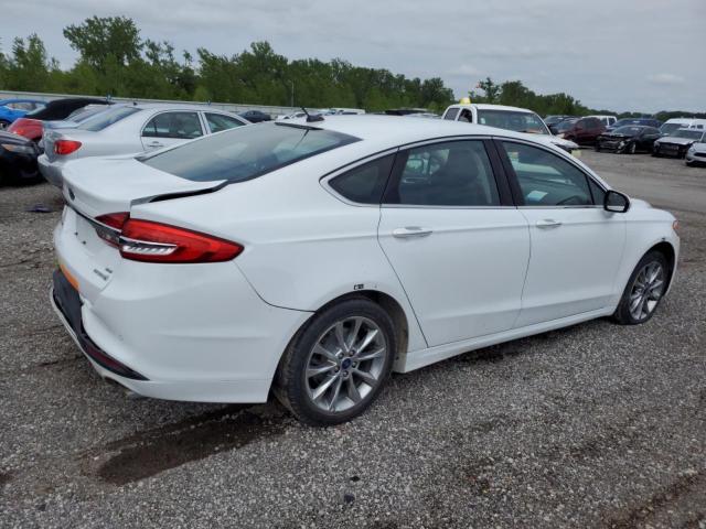  FORD FUSION 2017 Biały