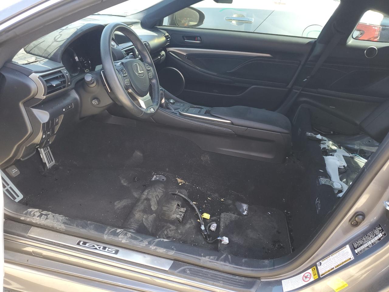 2016 Lexus RC - Image 7