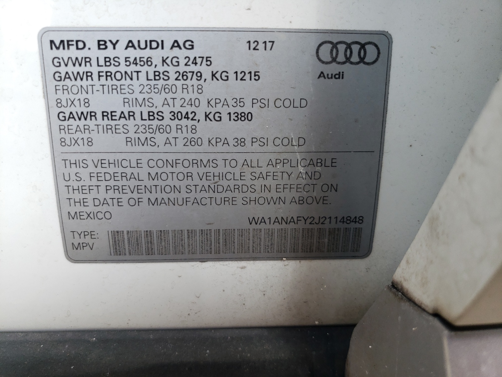 WA1ANAFY2J2114848 2018 Audi Q5 Premium