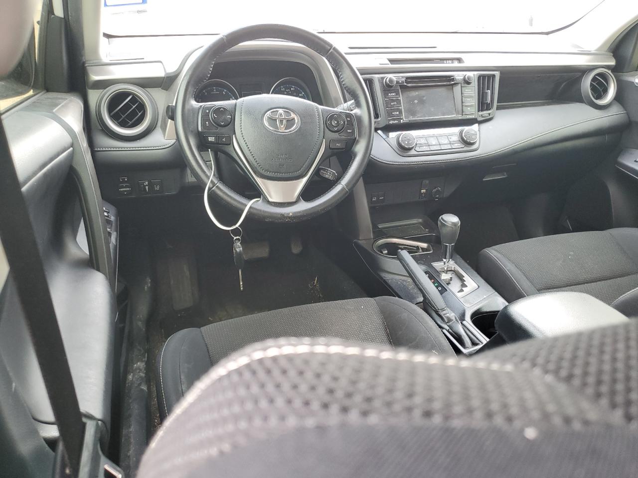 2017 Toyota Rav4 Xle VIN: JTMWFREVXHD096211 Lot: 53447754