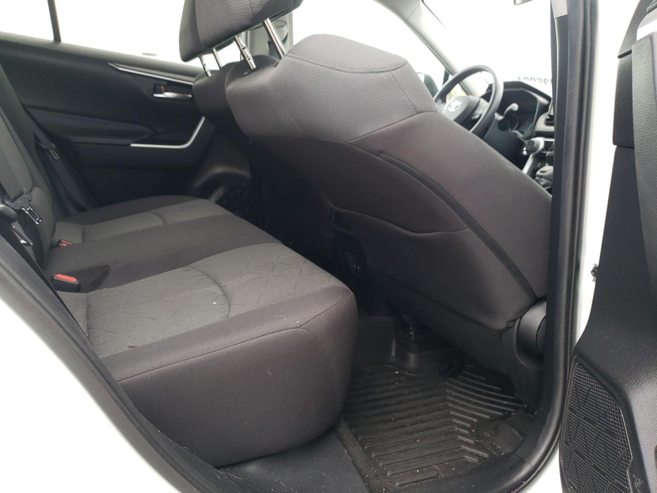 2020 Toyota Rav4 Xle VIN: 2T3W1RFV2LC046879 Lot: 56235004