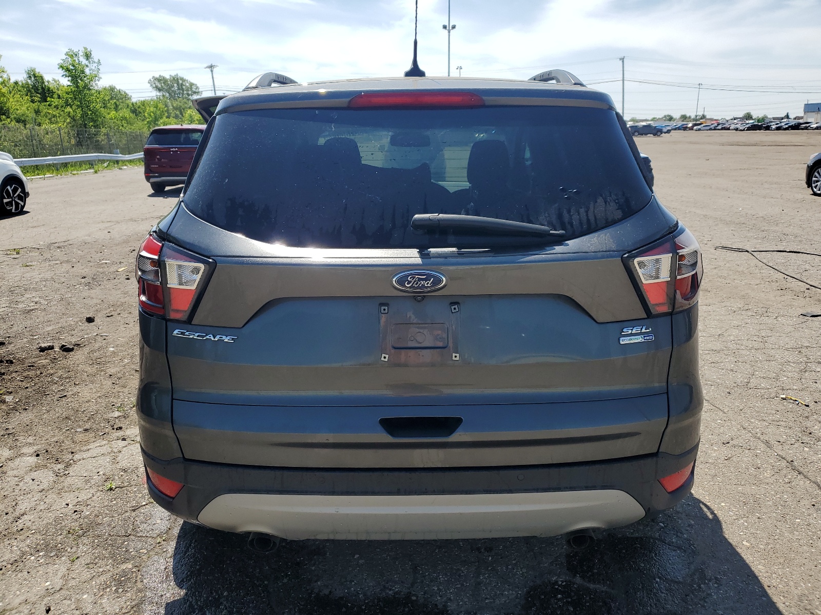1FMCU9HDXJUB56047 2018 Ford Escape Sel