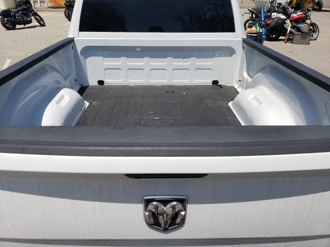 2014 Ram 1500 Sport VIN: 3C6JR6CT8EG171303 Lot: 57343164