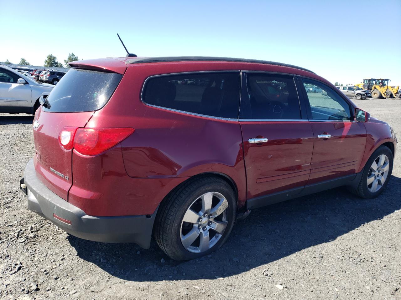 2011 Chevrolet Traverse - Image 3