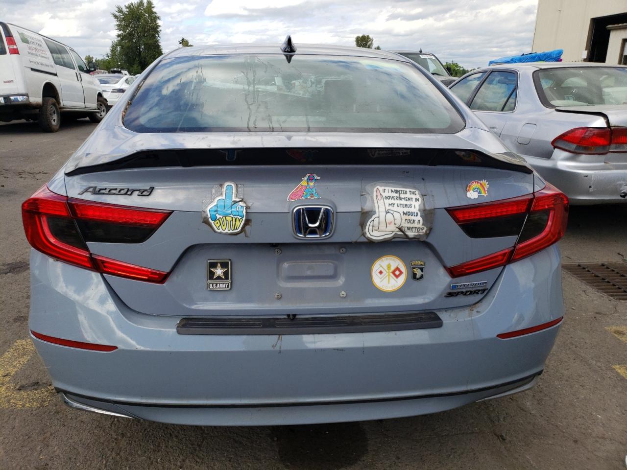 1HGCV3F28NA008956 2022 Honda Accord Hybrid Sport