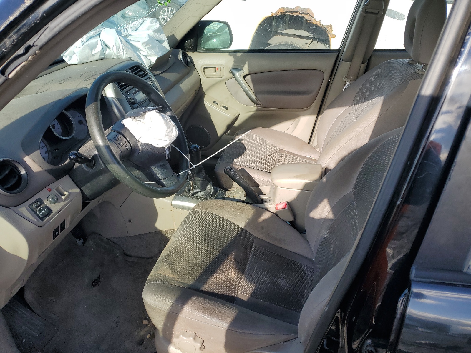 JTEGD20VX40037763 2004 Toyota Rav4