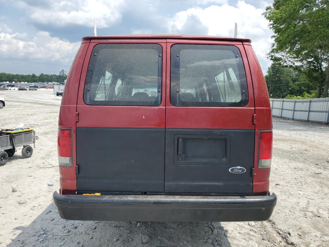 1998 Ford Econoline E350 Super Duty VIN: 1FBSS31L4WHA92290 Lot: 55853344