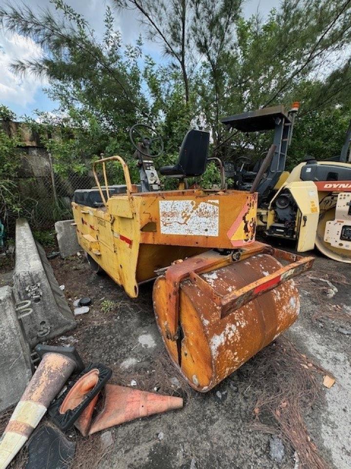 1983 Galion Roller Dr001B на продаже в Homestead, FL - Minor Dent/Scratches