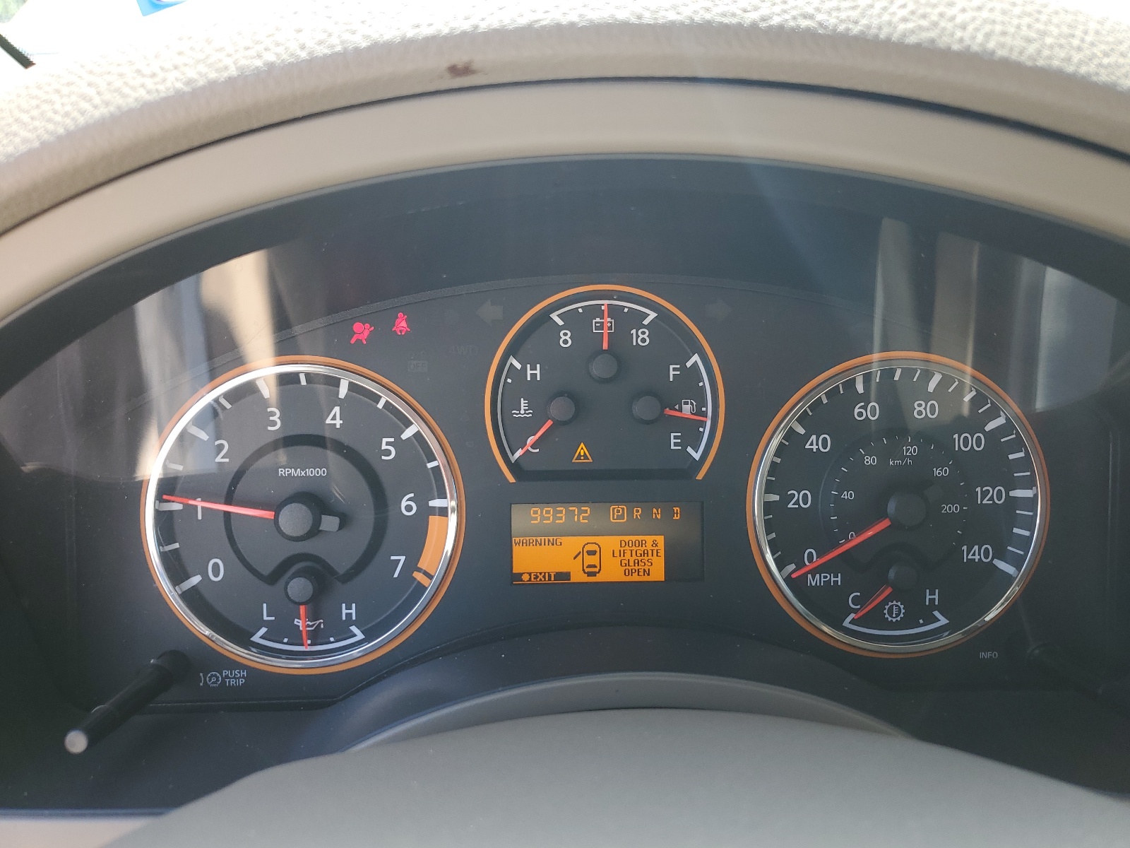 5N1BA0ND7EN610758 2014 Nissan Armada Sv