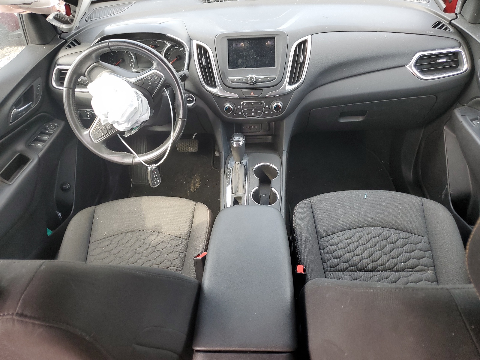 3GNAXKEV7KS677663 2019 Chevrolet Equinox Lt