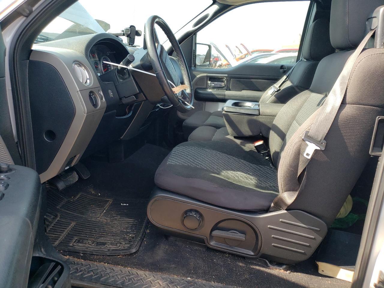 2006 Ford F150 VIN: 1FTPX14V86NA83047 Lot: 55818064