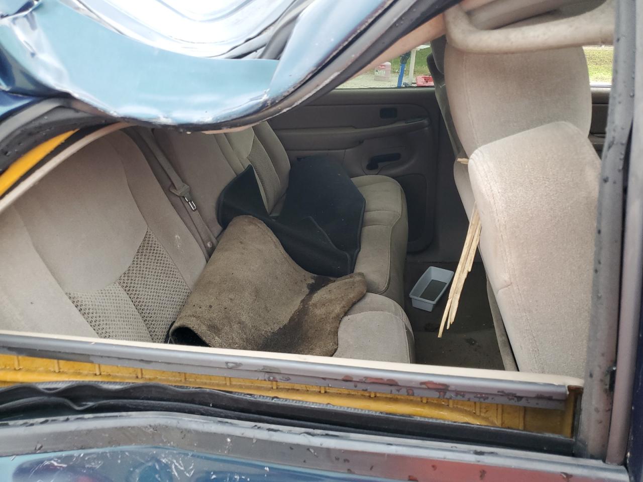 2005 Chevrolet Tahoe C1500 VIN: 1GNEC13T05R195858 Lot: 54932494