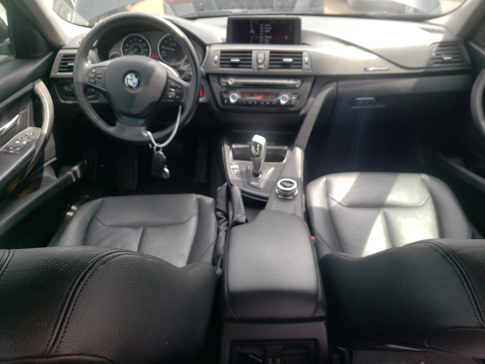 2013 BMW 328 Xi Sulev vin: WBA3B5G50DNS02848