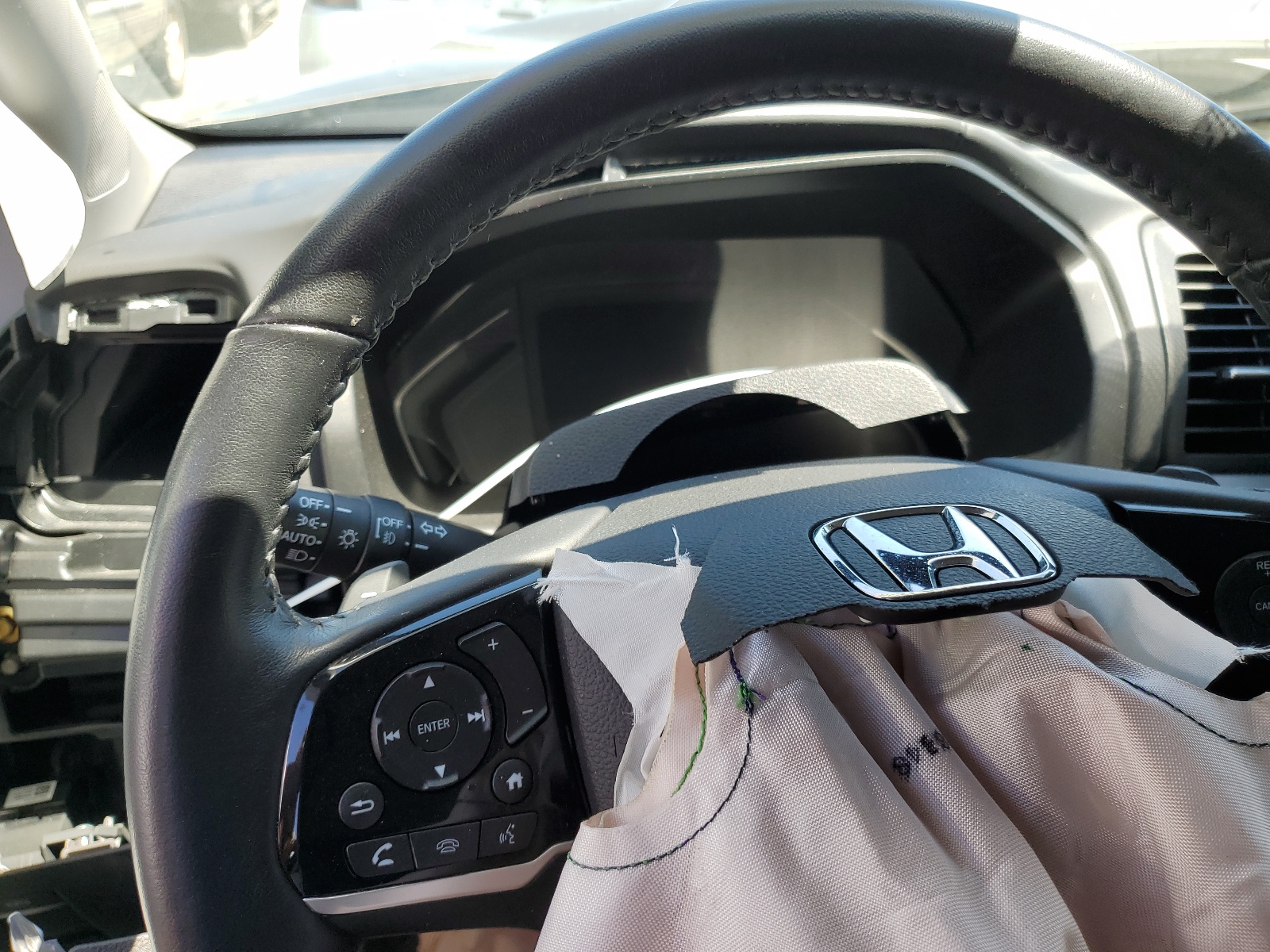 5FNRL6H86NB019995 2022 Honda Odyssey Touring