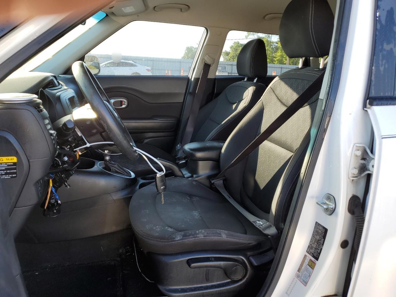 2016 Kia Soul VIN: KNDJN2A21G7285598 Lot: 52897014