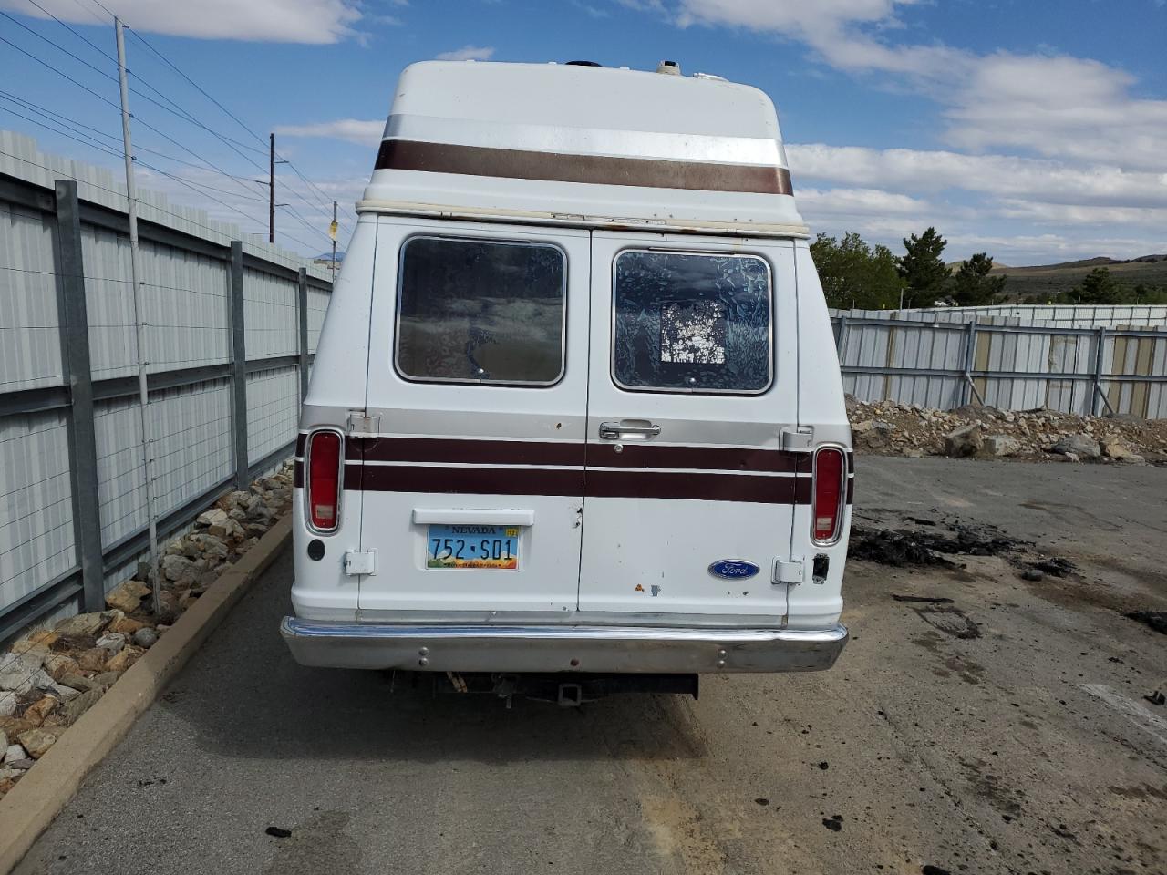 1990 Ford Econoline E250 Super Duty Van VIN: 1FDGS24H1LHA03026 Lot: 55427754