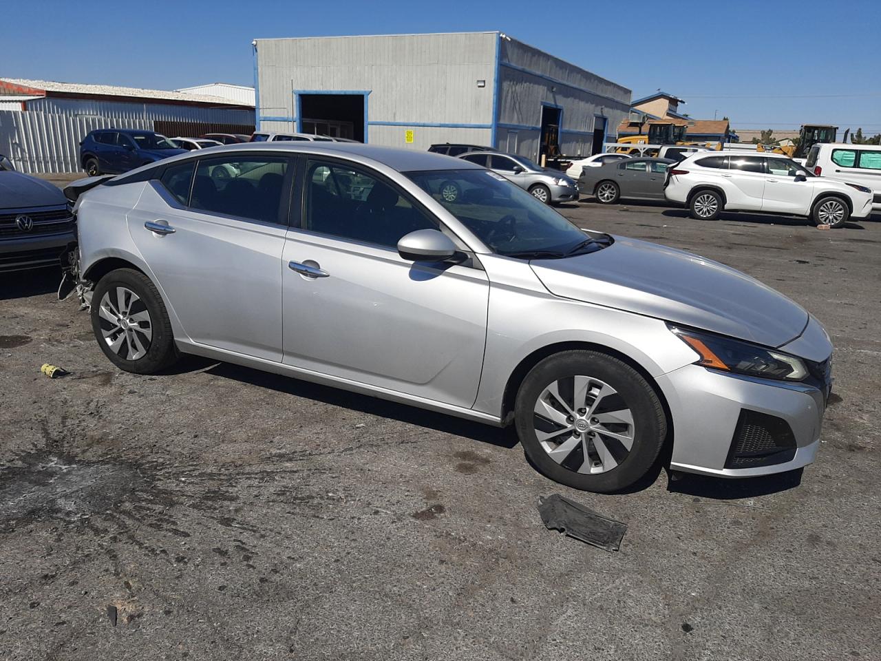 1N4BL4BV5PN372453 Nissan Altima S 4