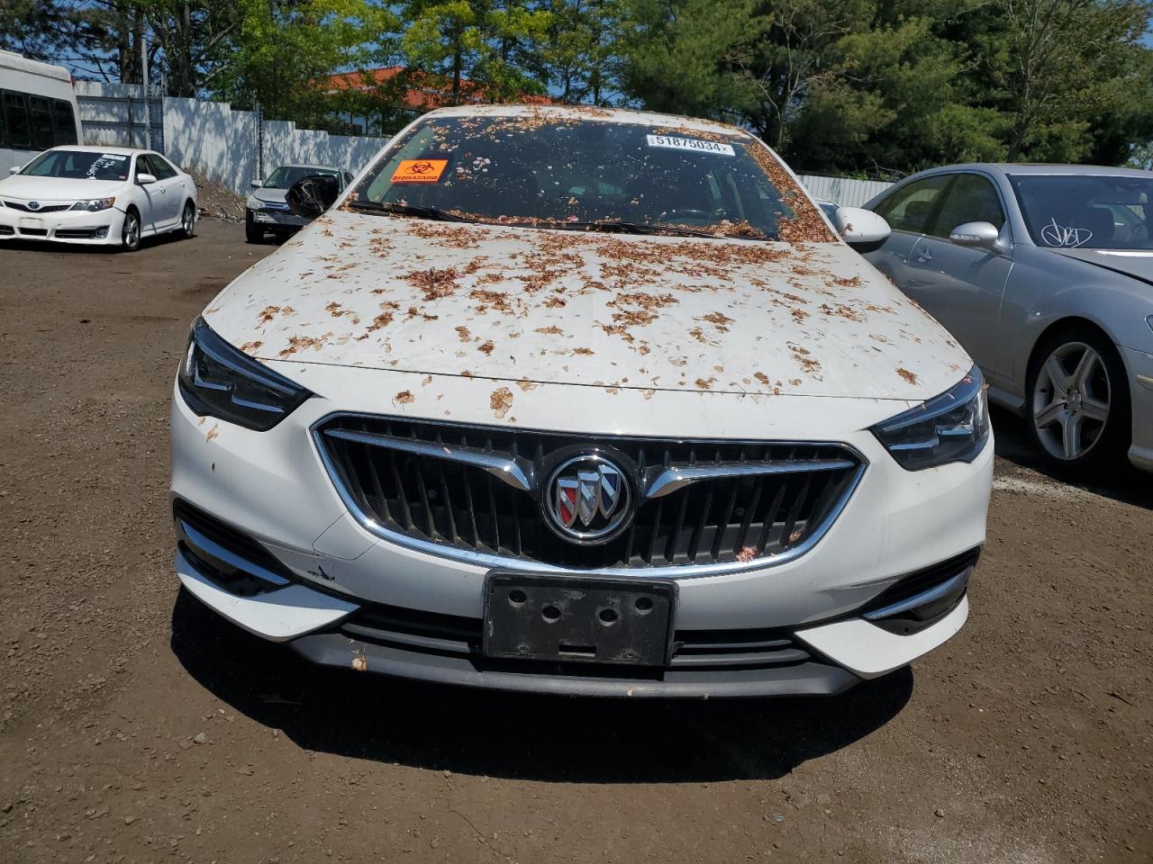 W04GR6SXXJ1098736 2018 Buick Regal Essence